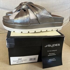 J/Slides Leather Bright Platform Slide Sandal